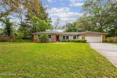 13532 Tarrasa Court W Jacksonville FL 32225