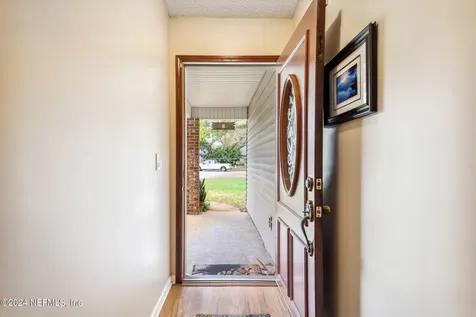 13532 Tarrasa Court W Jacksonville FL 32225