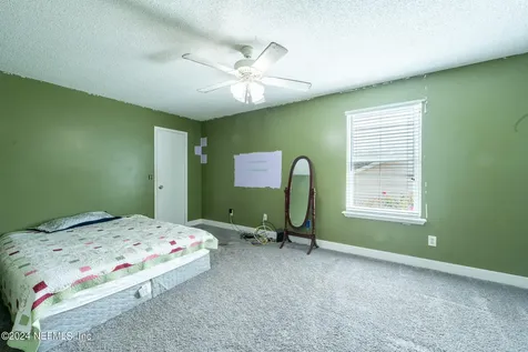 4573 Crosstie Road N Jacksonville FL 32257