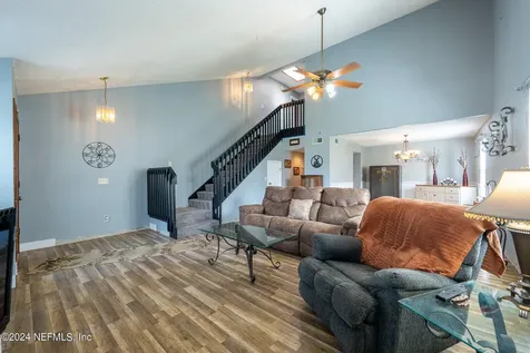 4573 Crosstie Road N Jacksonville FL 32257