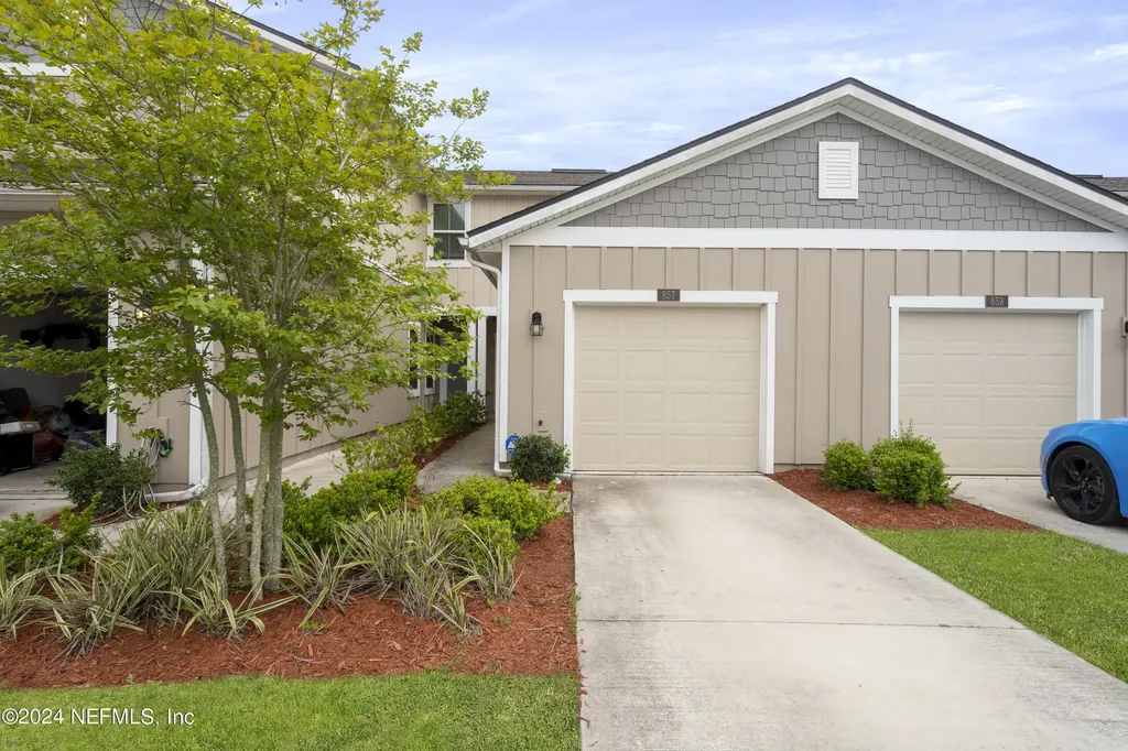857 Capitol Parkway Jacksonville FL 32218