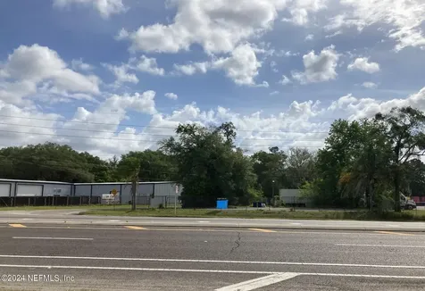 10549 New Kings Road Jacksonville FL 32219