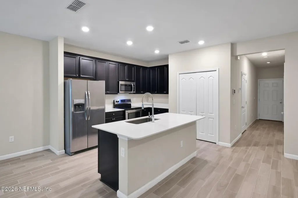 1625 Pottsburg Point Drive Jacksonville FL 32207