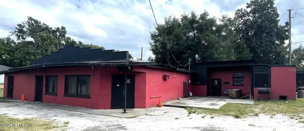 410 W Beresford Avenue Deland FL 32720