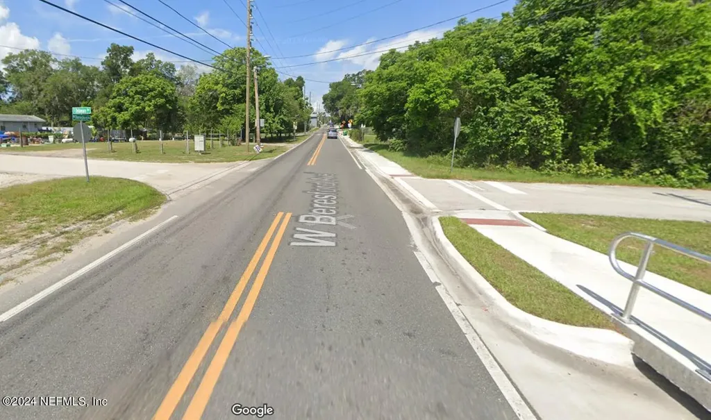 410 W Beresford Avenue Deland FL 32720