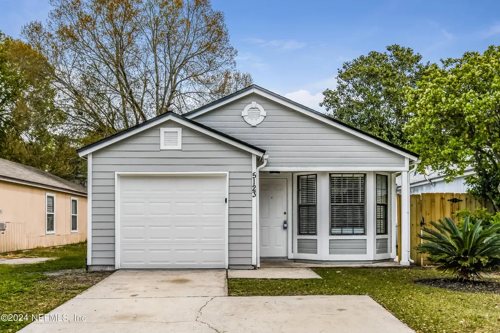 5123 Somerton Court Jacksonville FL 32210