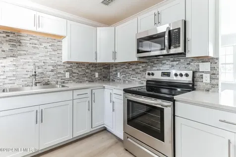 9565 Carbondale Drive W Jacksonville FL 32208