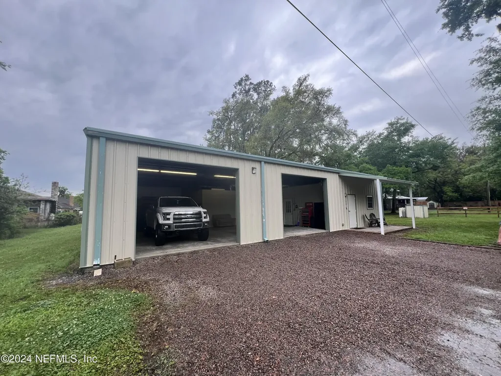 11430 Bridges Road Jacksonville FL 32218