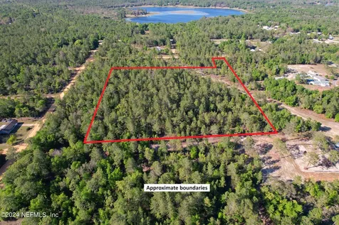 00 New York Street Interlachen FL 32148