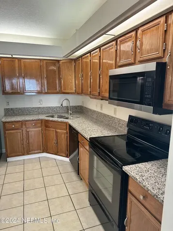 1855 Mackenzie Court N Middleburg FL 32068