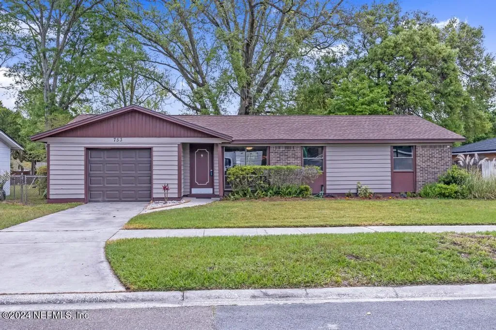 753 Perryman Lane E Jacksonville FL 32221