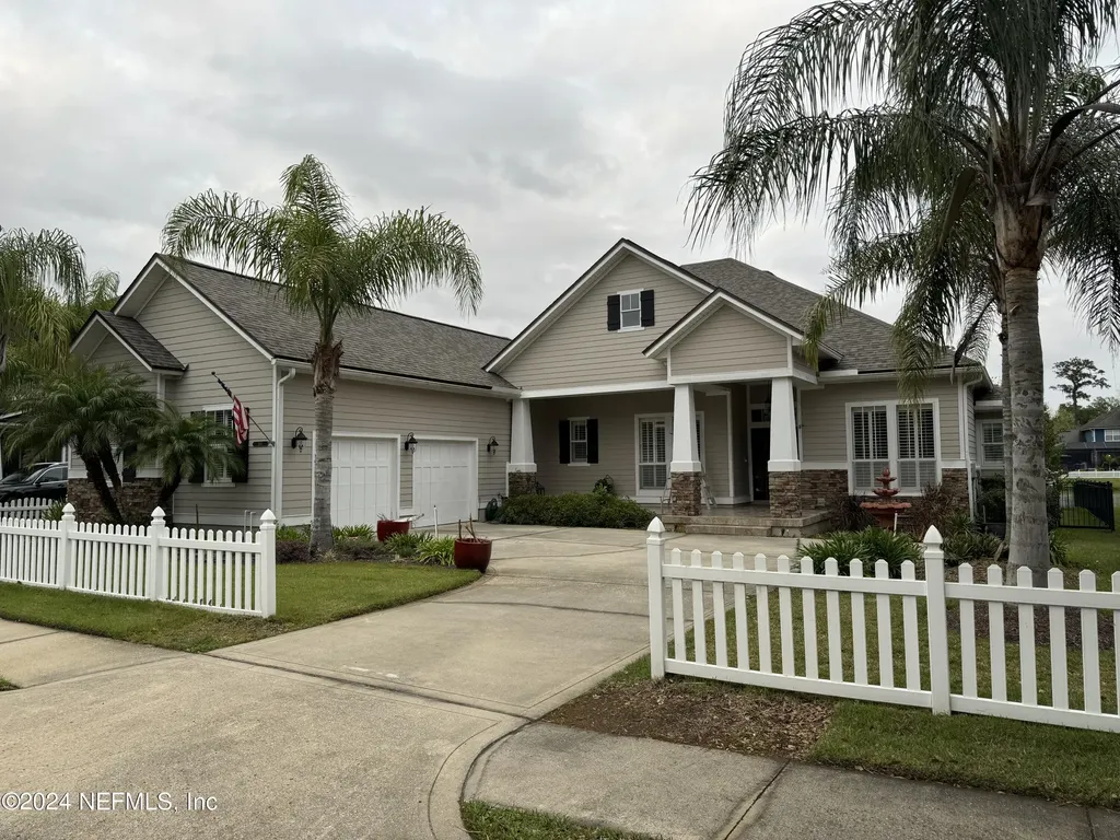 1861 Paradise Moorings Boulevard Middleburg FL 32068