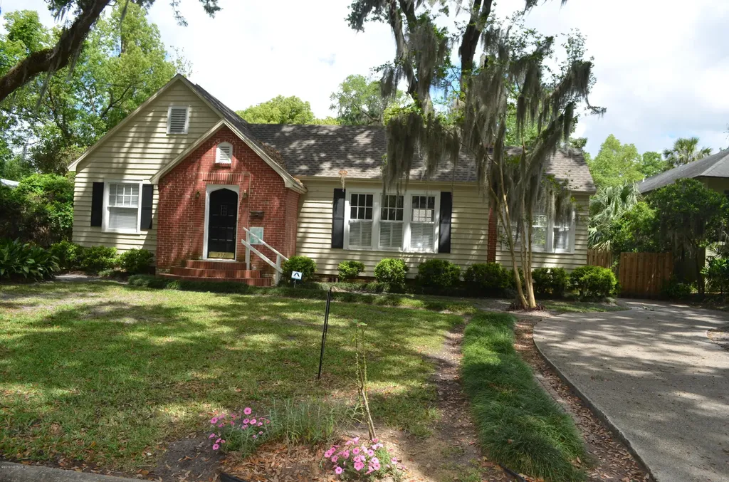 937 Saratoga Drive Jacksonville FL 32207