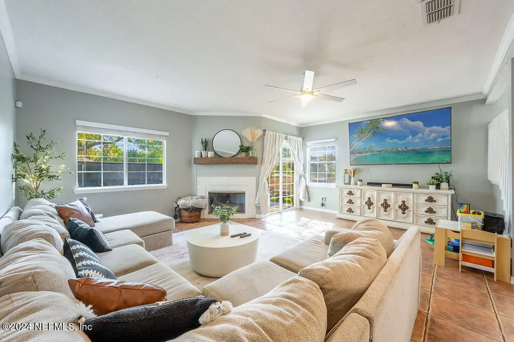 1512 Sand Dollar Circle Neptune Beach FL 32266