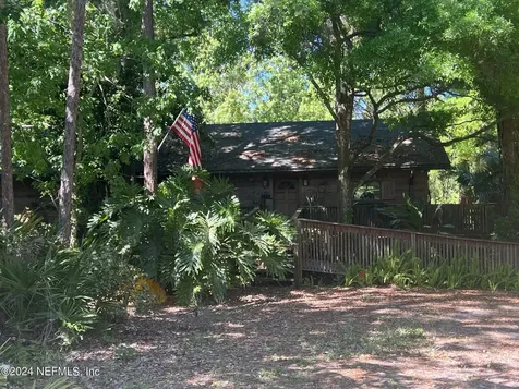120 Palmland Avenue Satsuma FL 32189