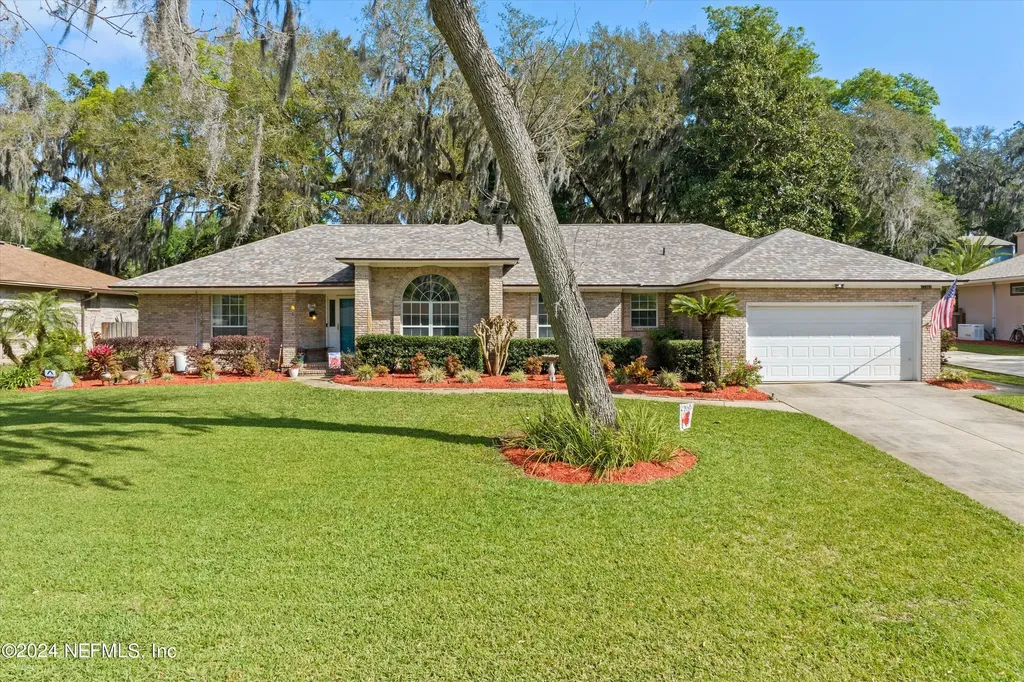 11367 Woodsong Loop N Jacksonville FL 32225