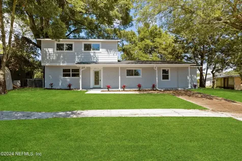 6915 Fuegus Drive Jacksonville FL 32210