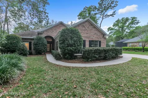 1861 Quaker Ridge Drive Green Cove Springs FL 32043