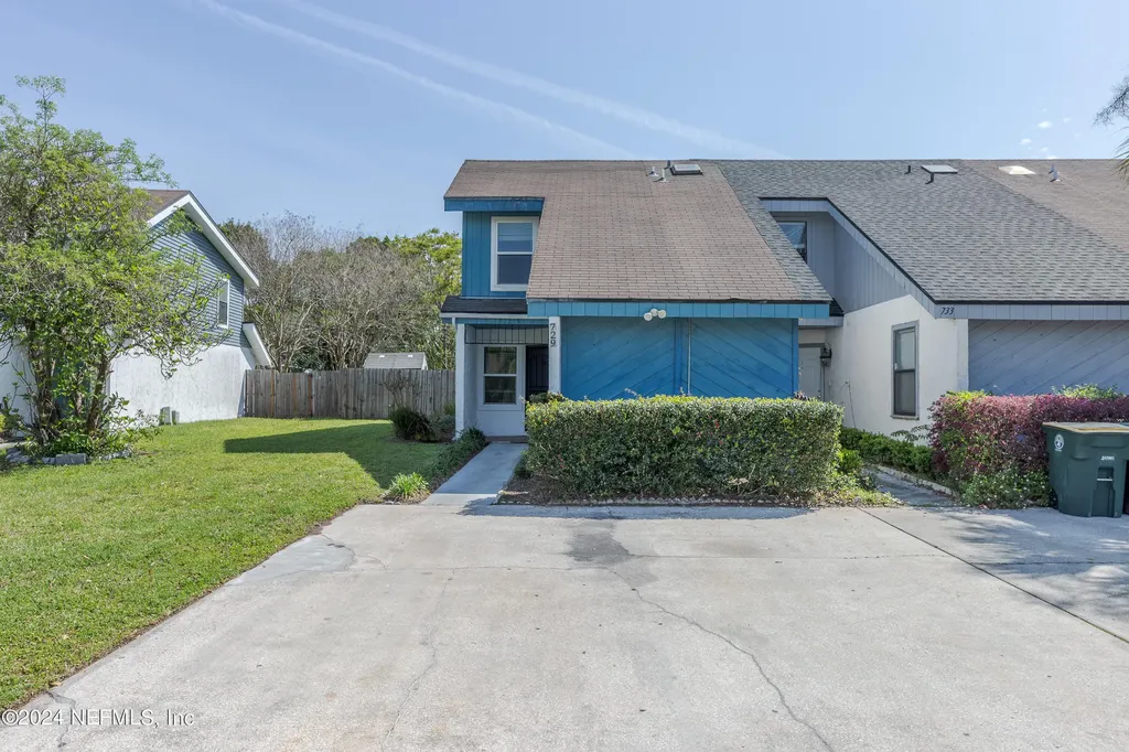 729 Century 21 Drive Jacksonville FL 32216