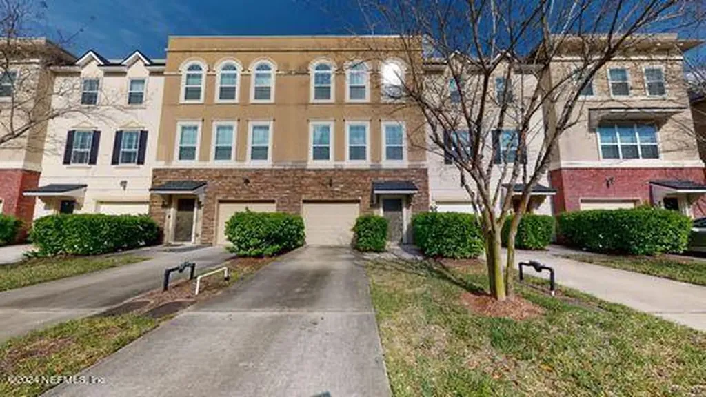 4421 Ellipse Drive Jacksonville FL 32246