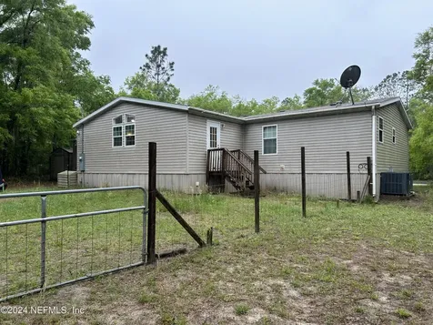 318 Lake Serena Drive Melrose FL 32666