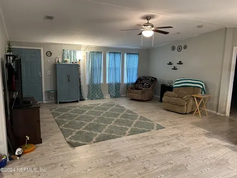 318 Lake Serena Drive Melrose FL 32666