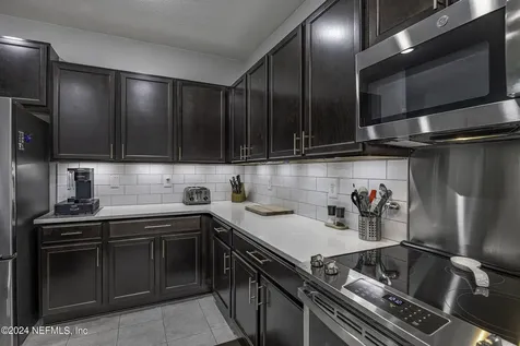10808 Peacock Landing Court Jacksonville FL 32218
