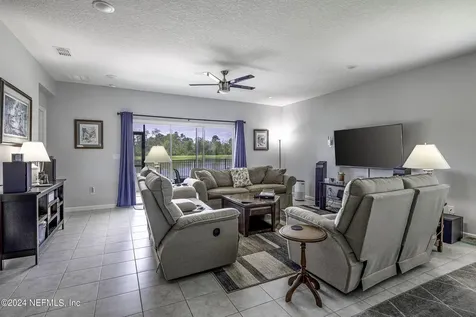 10808 Peacock Landing Court Jacksonville FL 32218