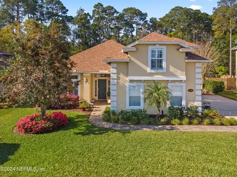 3340 Victoria Lakes Drive N Jacksonville FL 32226