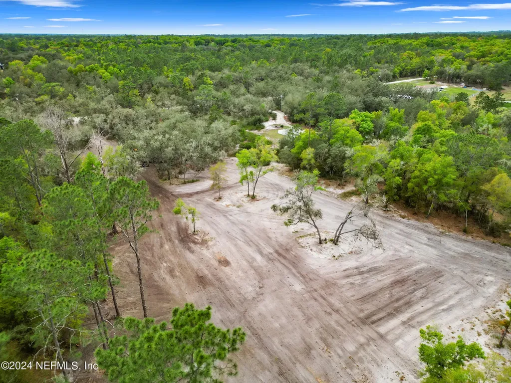 140 Junior Lake Trail Interlachen FL 32148