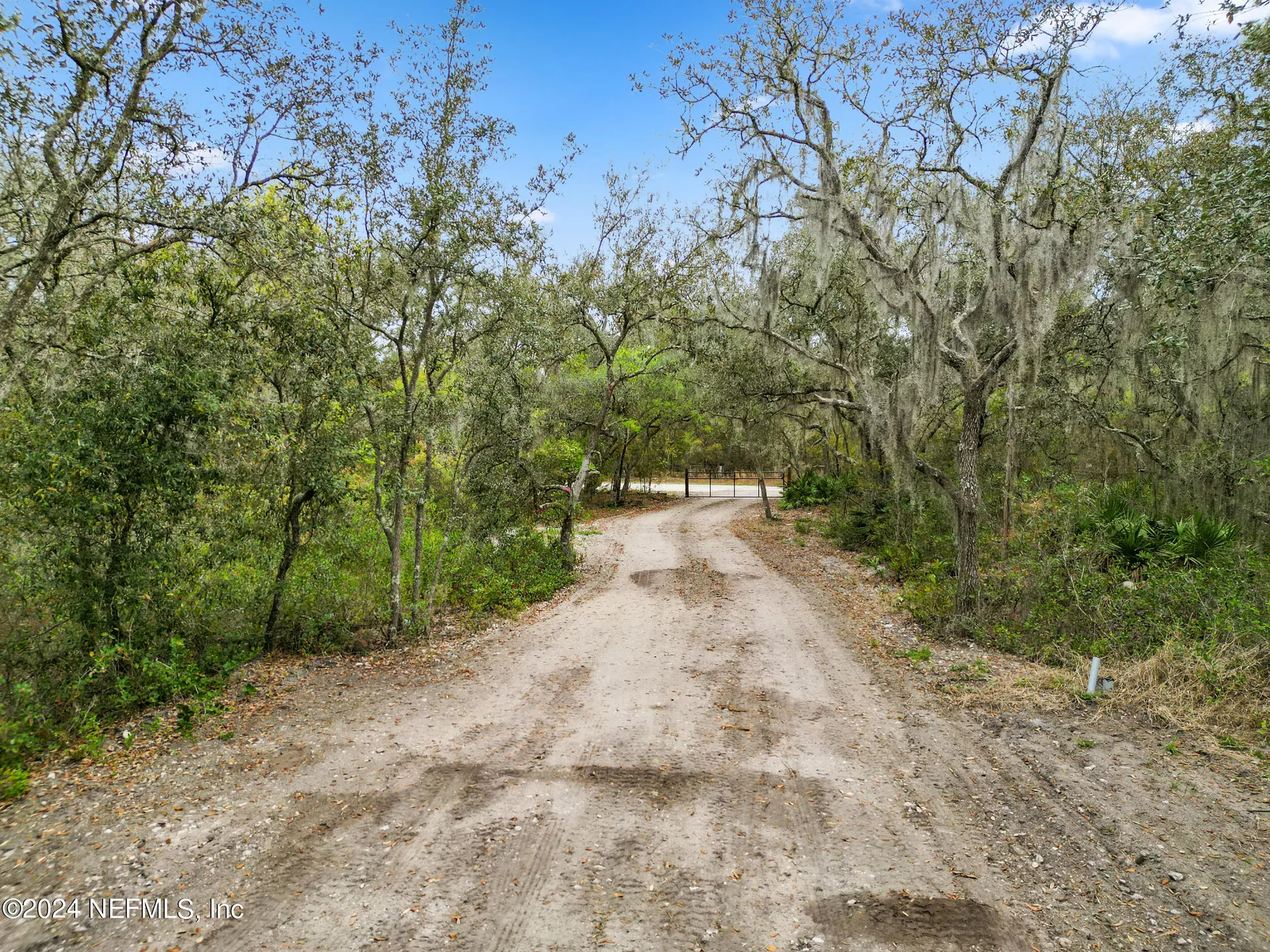 140 Junior Lake Trail Interlachen FL 32148