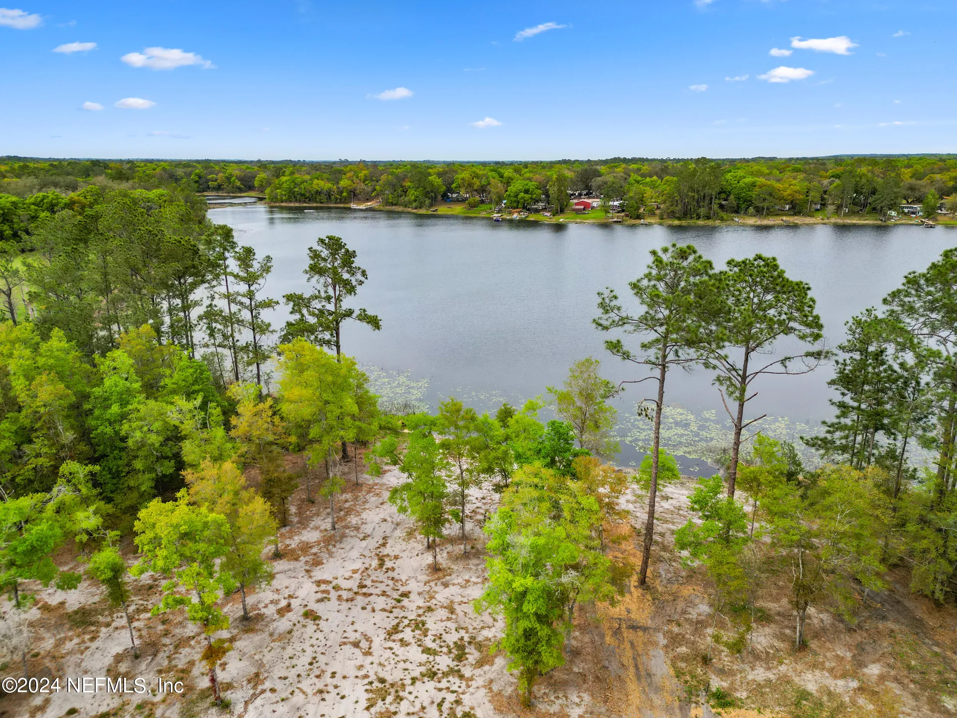 140 Junior Lake Trail Interlachen FL 32148