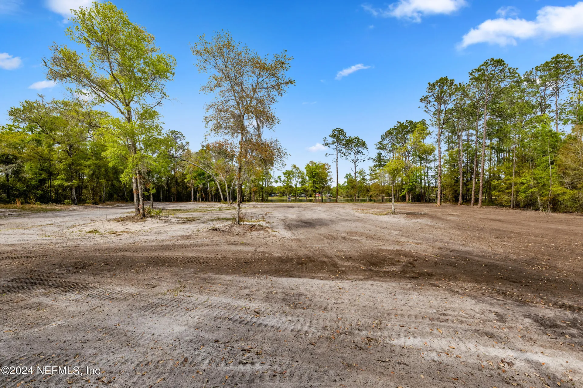 140 Junior Lake Trail Interlachen FL 32148