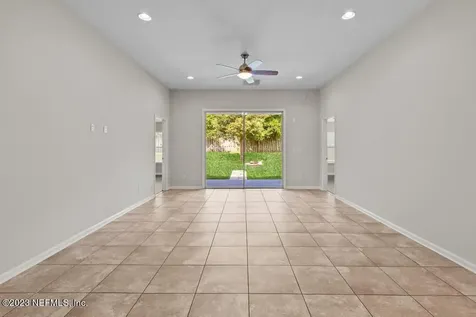 270 Parkwood Circle St. Augustine FL 32086