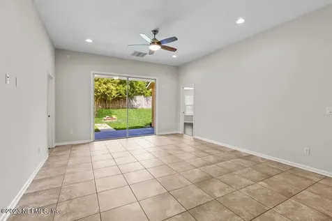 270 Parkwood Circle St. Augustine FL 32086