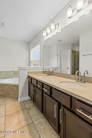 270 Parkwood Circle St. Augustine FL 32086