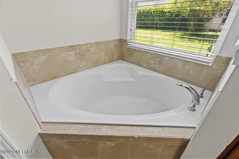 270 Parkwood Circle St. Augustine FL 32086