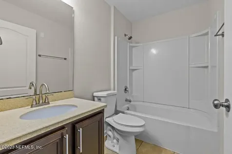 270 Parkwood Circle St. Augustine FL 32086