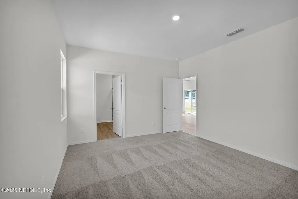 6877 Myrtle Oak Road Jacksonville FL 32219