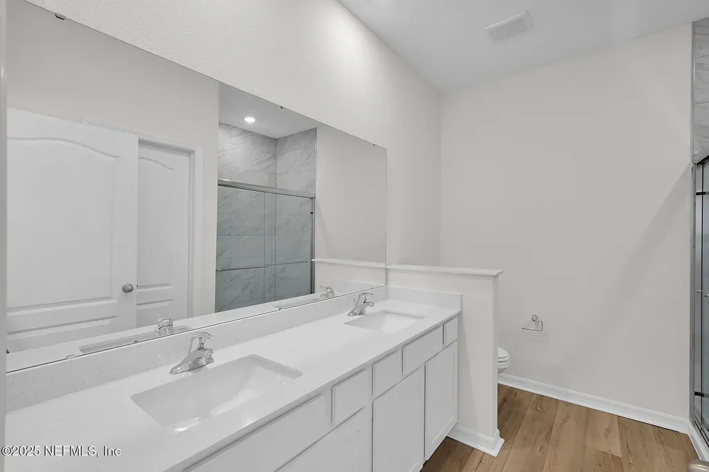 6877 Myrtle Oak Road Jacksonville FL 32219