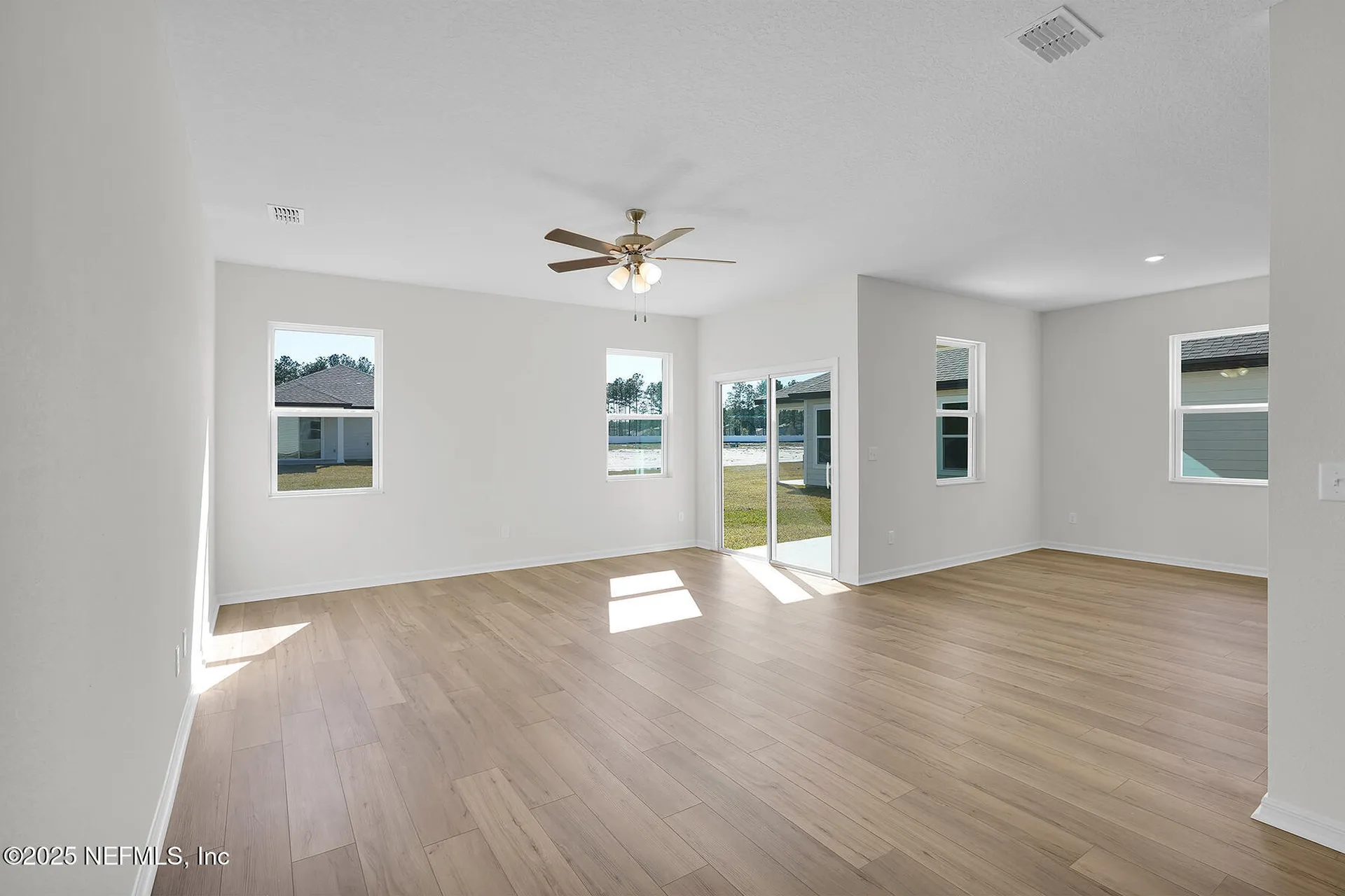 6877 Myrtle Oak Road Jacksonville FL 32219