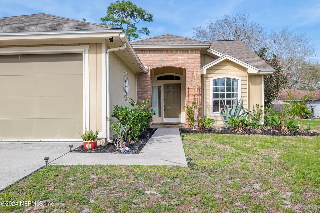 8621 Bandera Circle S Jacksonville FL 32244