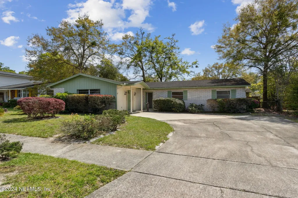 8206 Caravelle Drive Jacksonville FL 32244