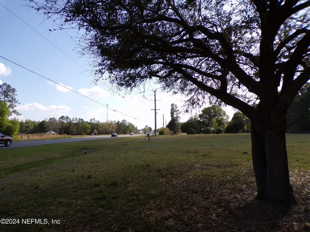 20208 N Us Highway 301 Lawtey FL 32058
