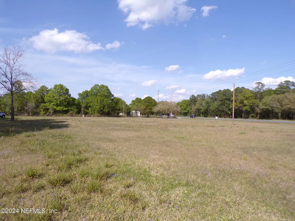 20208 N Us Highway 301 Lawtey FL 32058