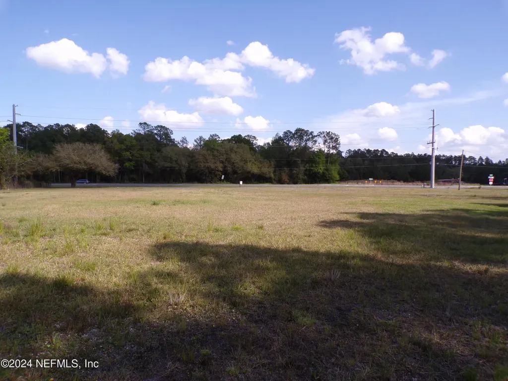 20208 N Us Highway 301 Lawtey FL 32058