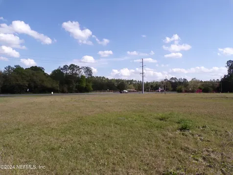 20208 N Us Highway 301 Lawtey FL 32058