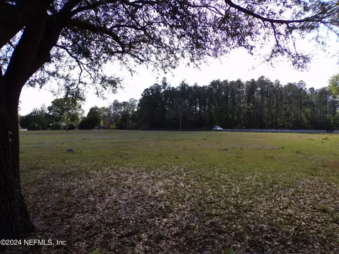 20208 N Us Highway 301 Lawtey FL 32058