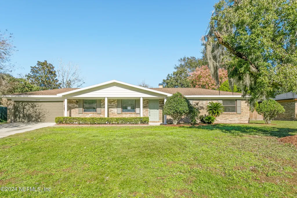 8515 Lake Marietta Drive S Jacksonville FL 32220