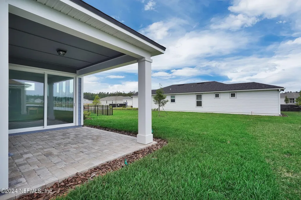 565 Continuum Loop Yulee FL 32097